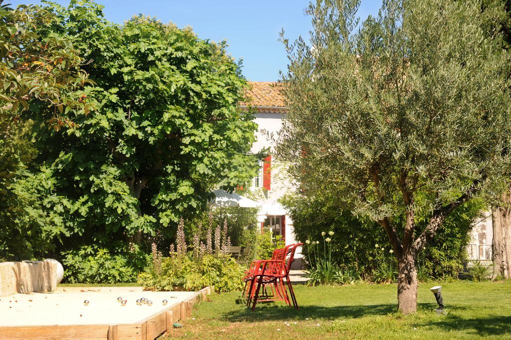 Les Chambres D'Andrea Marseillan  Exterior foto